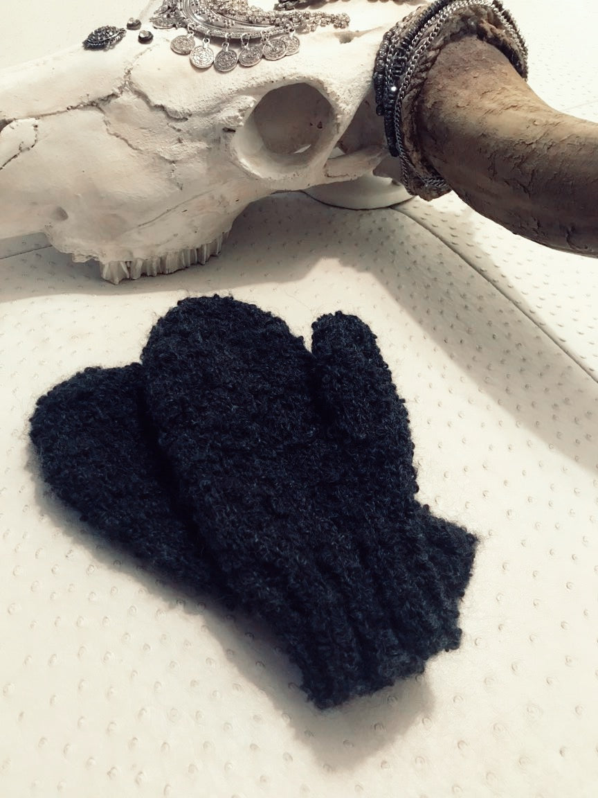 Boucle Knit Mittens